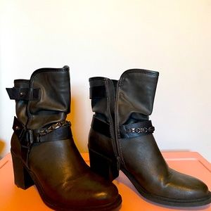 Grey heeled boots